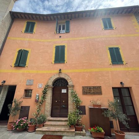 Locanda Francescana Valfabbrica Exteriér fotografie